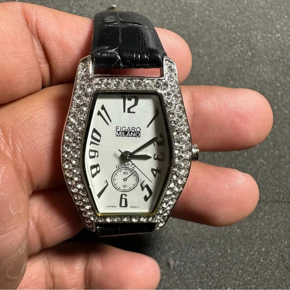 Figaro Milano Ladies Quartz Watch Diamon Bezel Silver Tone Black Strap Working - Picture 3 of 11